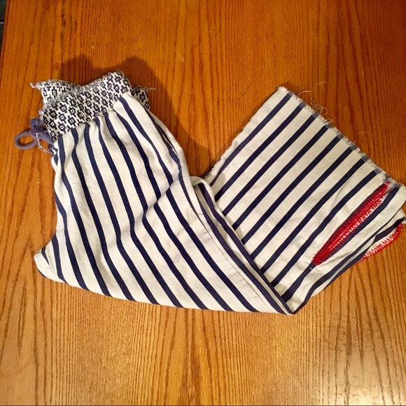 COPY - Indigo Rein Navy Striped Capris w Red Slit… - Picture 2 of 6